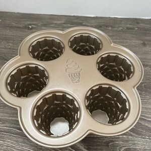 Nordic Ware Ice Cream Cone Cupcake Baking Pan